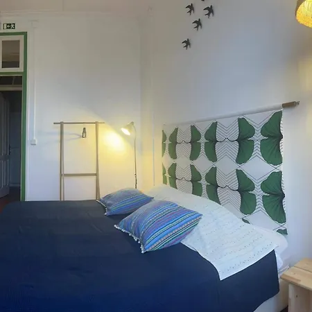 Peniche Hostel *