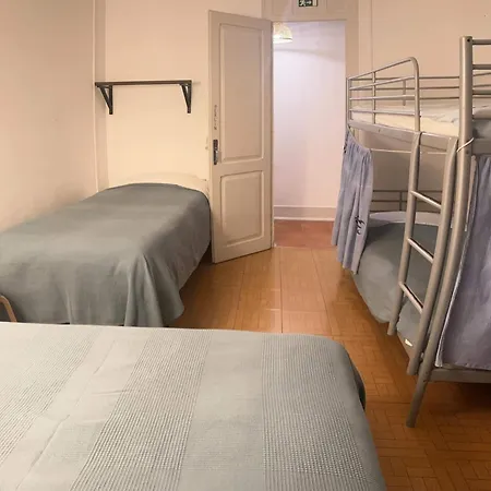 Peniche Hostel Peniche