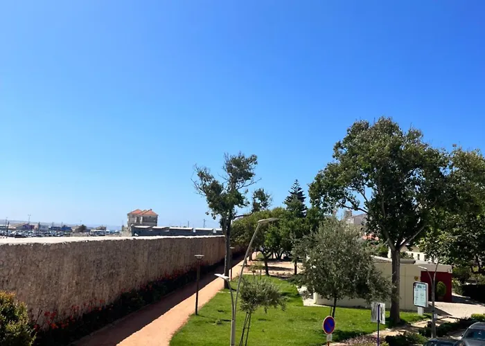 旅馆 Peniche Hostel *